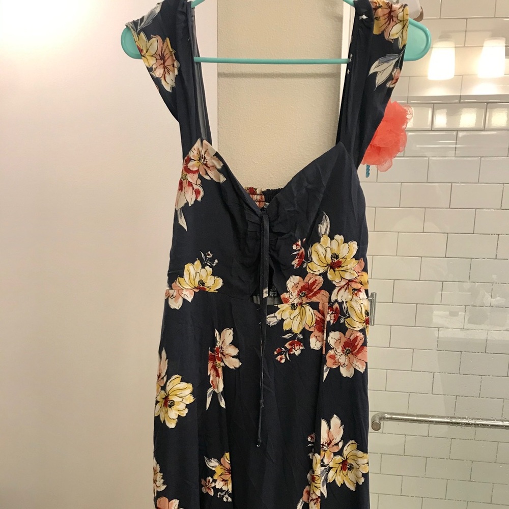 Floral Summer dress with flutter sleeves